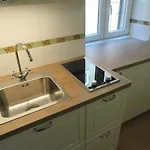 Lela Ii Apartment