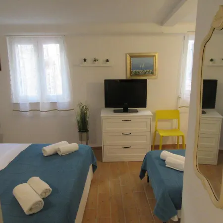 Lela Ii Apartman